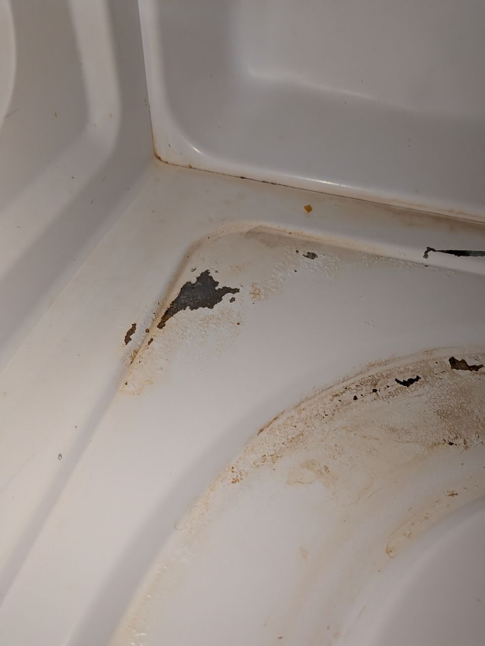 Bubbling and peeling microwave cavity coating linked to sparking