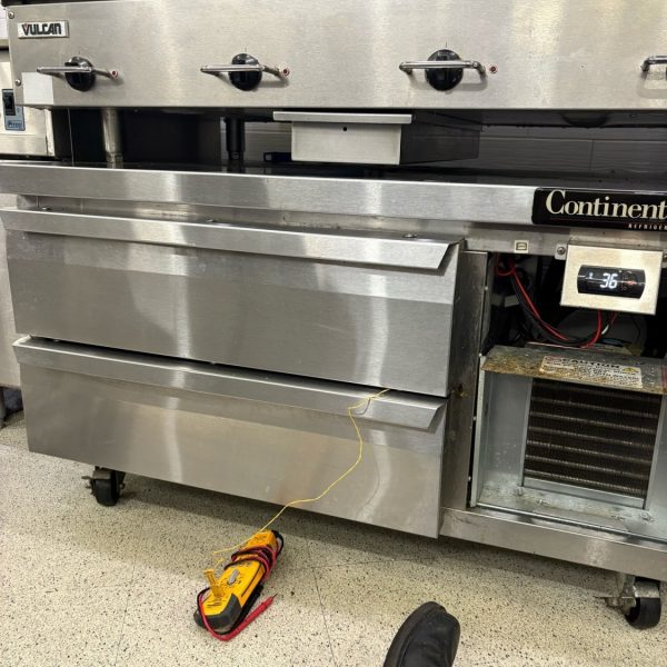 Continental commercial refrigerator temperature controller during cooling problem diagnosis in Itasca, IL
